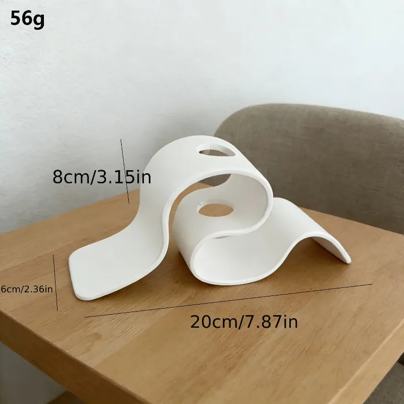 Curved 3D Printed Ribbon Vase