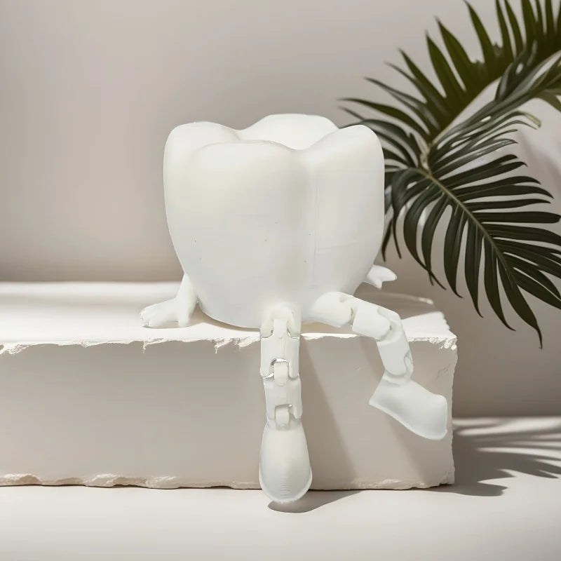 3D printed teeth desk ornament with legs
