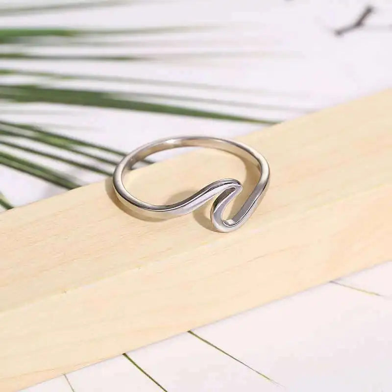 Ocean Wave Surf Ring