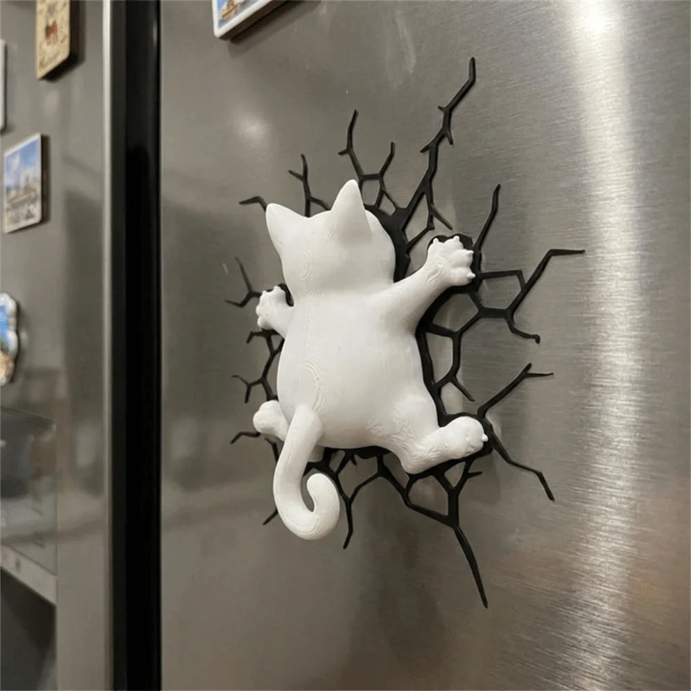 Crack Cat Optical Illusion Magnet