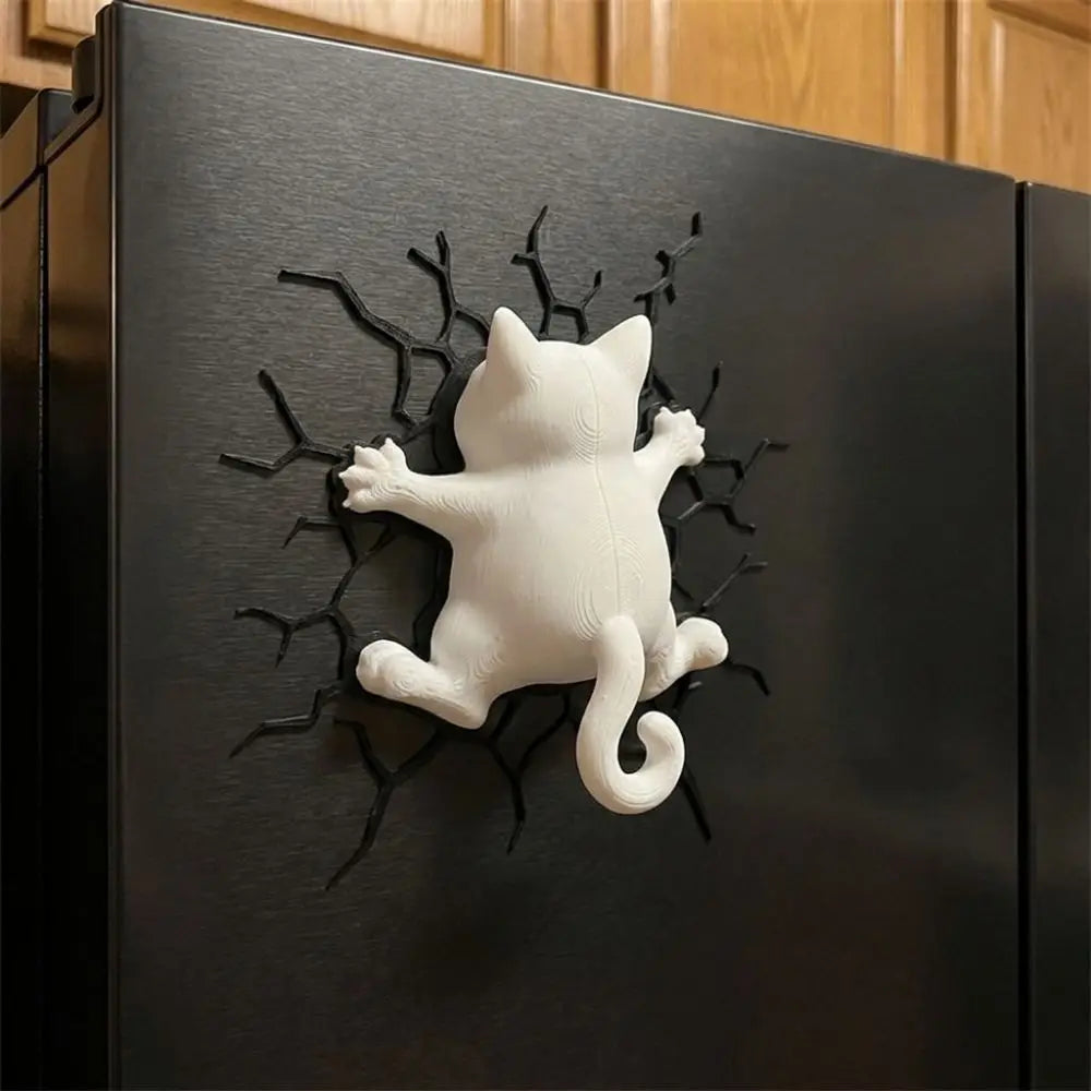 Crack Cat Optical Illusion Magnet