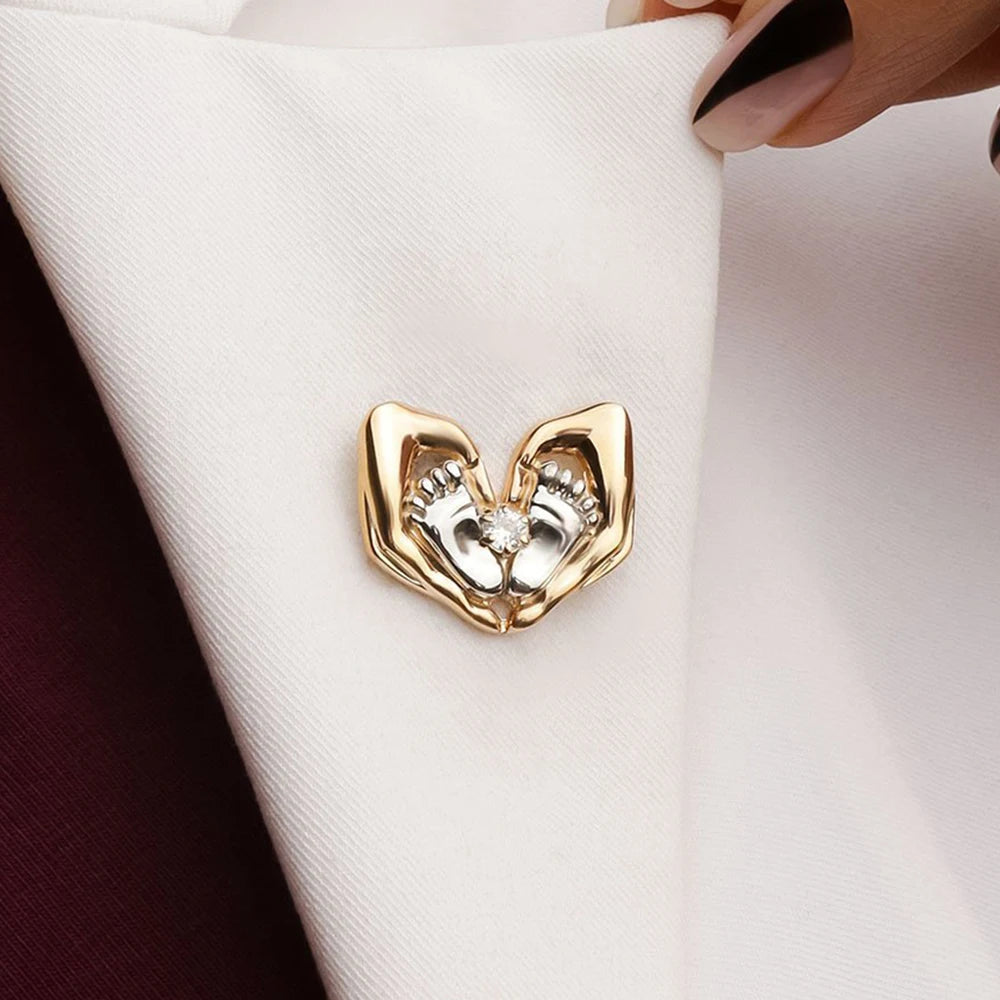 Newborn Obstetrics Brooch Pin